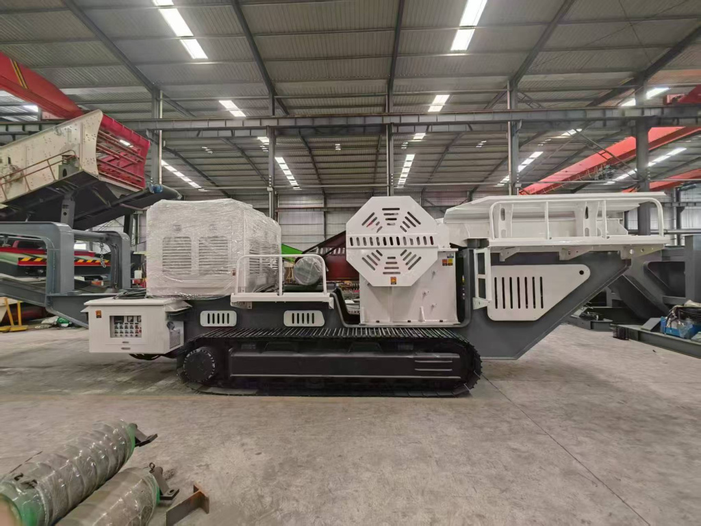 Мобильный комплекс с щековой дробилкой РЕ400х600 Мобильный комплекс с щековой дробилкой РЕ400х600