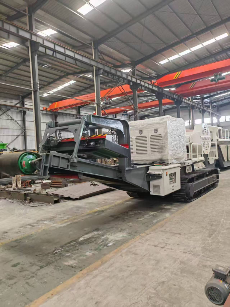 Мобильный комплекс с щековой дробилкой РЕ400х600 Мобильный комплекс с щековой дробилкой РЕ400х600